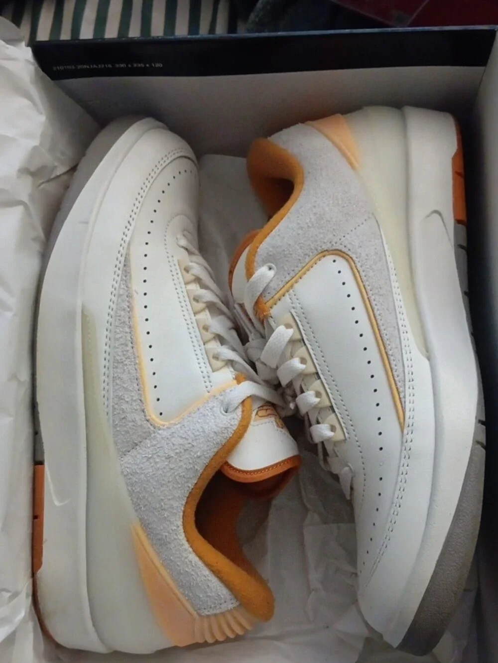 Jordan Air Jordan 2 Retro Low - Sail & Melon Tint